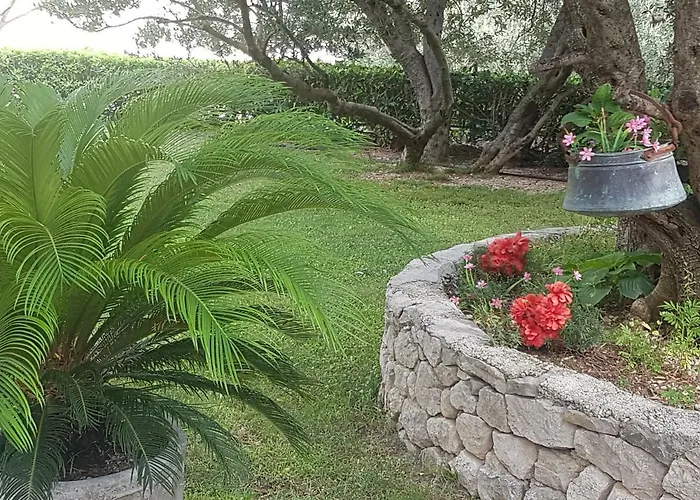 アパート Vrisika Ll *