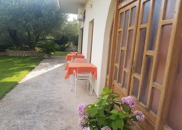 Vrisika Ll * Makarska