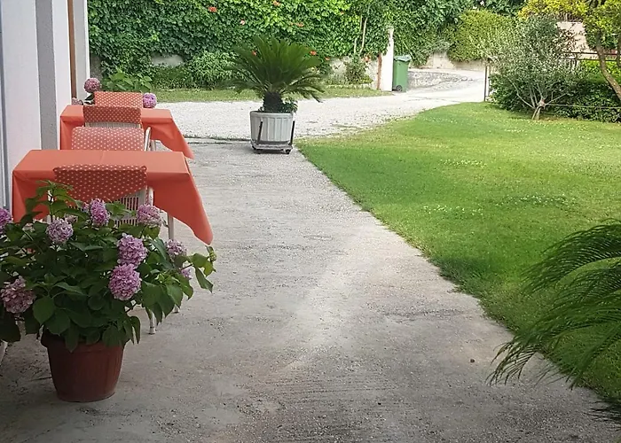 Apartment Vrisika Ll Makarska